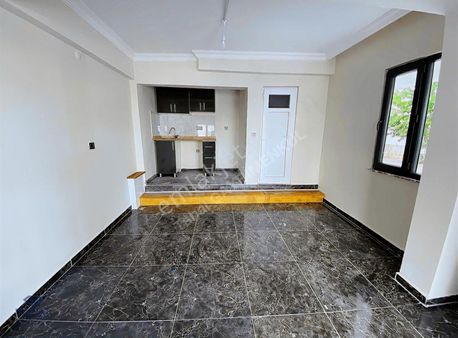 Antalya Yıldız Köşe Parsel!