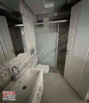 Dirican Dan Meram Uluırmak Evlerinde Satılık 2+1 Daire Boş