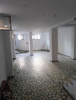 Ergenler Emlak 100. Yıl 42 Evlerde 100 M2 Kiralık & Dükkan!!!