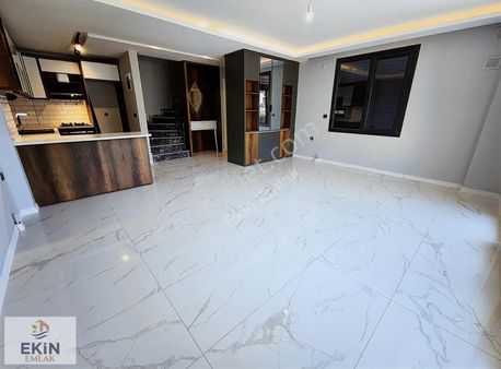 Güre'de Muhteşem Konumda Otoparklı 3+1 Villa