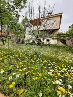 Yakaköy De Merkezde Bahçeli Bakımlı Müstakil Ev
