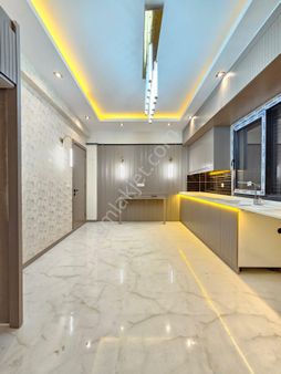 Denizli Karahasanlıda Şehir Hastanesine Yakın Ebebeyn Banyolu 3+1 Lüks Satılık Daire