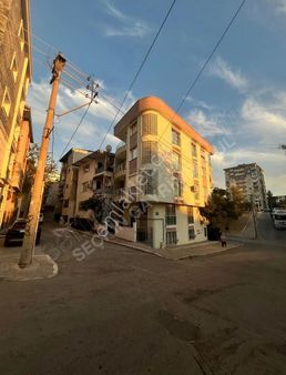 Seçkin'den Tınaztepe Hastanesi Sokağı Kiralık Daire