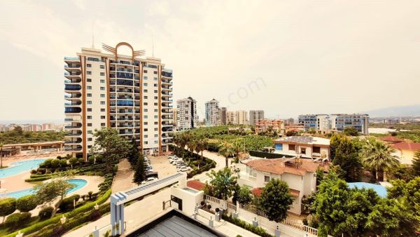 Tam Altyapıya Sahip Bir Komplekste Deniz Kenarında Güzel Bir Yaşam