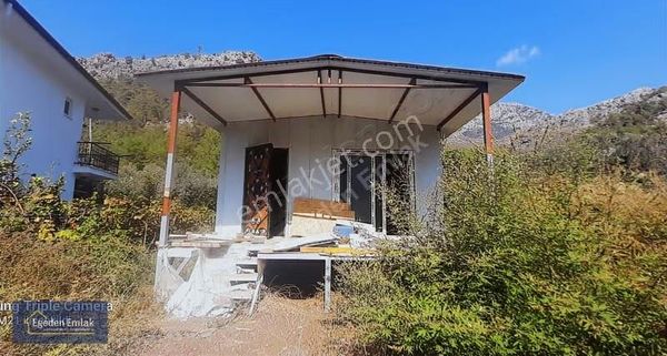 Kız Kumu Civari İcinde Konteyner Ev Olan Satılık Tarla