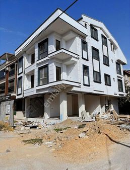 C21 Bal 'dan Plevne Öğretmenevi Cadde Üzeri 2+0 Satılık Daire