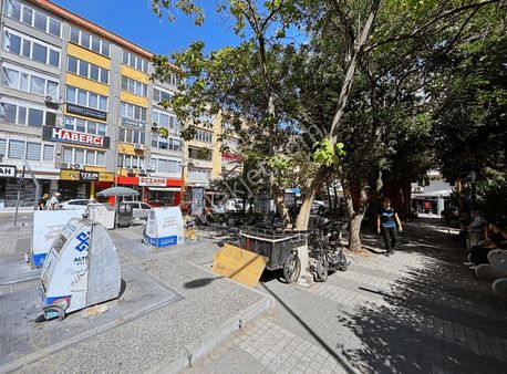 C21bal'dan Çarşı Altıeylül Ortaokul Yanı Satılık Temiz 2+1 Daire