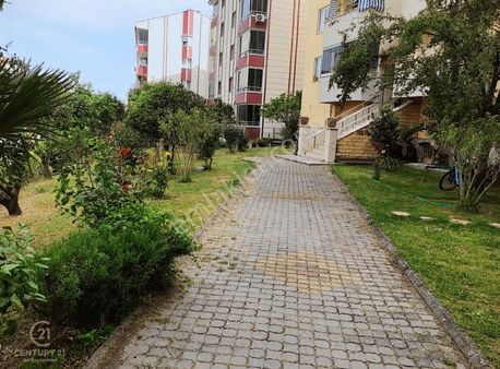 C21 Bal'dan Adnan Menderes Willmont Otel Karşısı Satılık 3+1