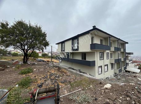 Century 21 Bal'dan Eski Ssk Lokasyonlu Satılık 2+1 Dubleks