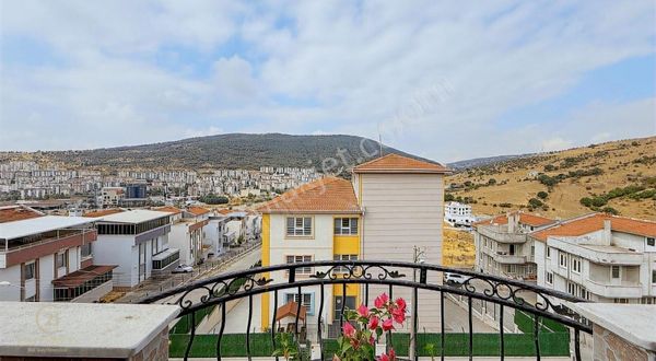 C21 Bal'dan Yekta Sitesi Bakımlı Ön Cephe Masrafsız 5 + 1 Villa