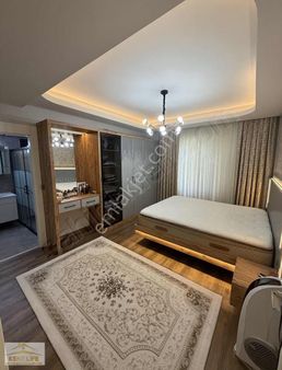 3+1 Eşsiz Tasarım Giyinme Odalı 3 Cepheli Okul Ve Park Yanında