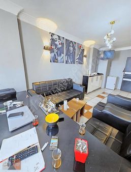 Turgut Emlak'tan Çarşıda Satılık Hem Ofis Hem Ev Olarak