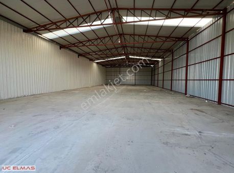 Üç Elmastan Tam Aradığınız Merkeze Yakın 500 M²muhteşem Bir Depo