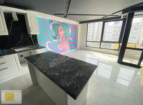 Nş Gayrimenkul'den Anayola Cephe Kiralık 2+1 Daire!