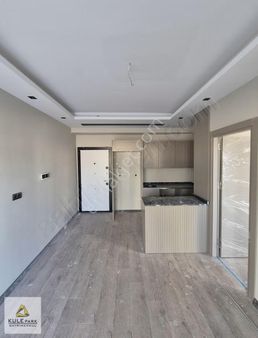 Gültepe'de 1+1bulvar Üzeri Özel İşçilik Yatırımlık Satılık Daire