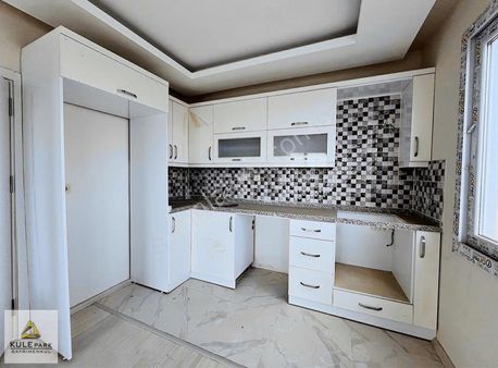 Osmangazi'de Cadde Üzeri G.odalı Ebeveyn Banyolu 3+1 Daire