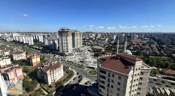 Piramit Emlak'tan Metrokentte Kiralık Vadi Manzaralı 3+1 Daire