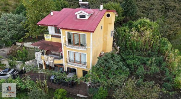 Yıldız Gayrimenkul'den Çarşıbaşında Satilik Doğa Ve Deniz Manzar