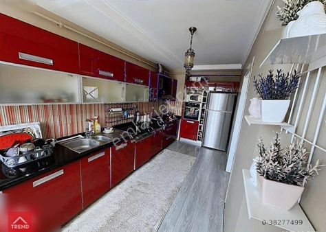 Kurtuluş`ta İçi Yapılı Hasarsız D.gaz K.mutfak 3+1 160 M2 Daire