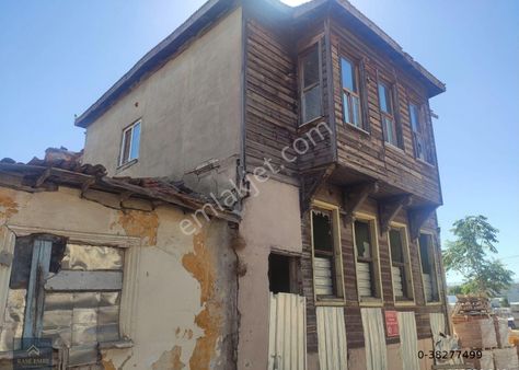 Edirne Merkez Dilaverbey Mahallesi Muhteşem Konumda Satılık Bahçeli Konak