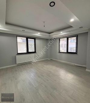 Beylikdüzü Yakuplu Butik Site İçinde Satılık 2+1 Daire