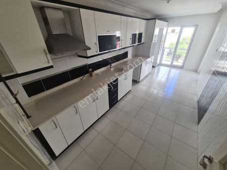 Geniş Mutfak & Geniş Balkon Köşebaşı Ön Cephe 1.kat 3+1 Daire