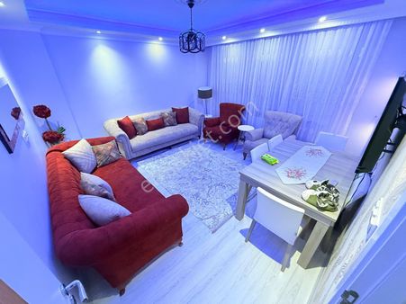 Pusula İnşaattan 50.yıl Mah. Caddeye Yakın 95m2 Yüksek Giriş Daire