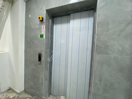 Ateş Emlak’tan Yerden Isıtma Ful Seramik 1+1 Satılık Daire