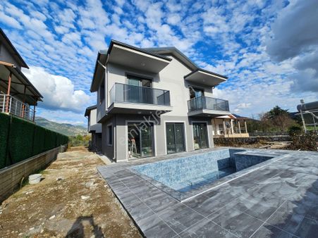 Goldhouse Dan Satılık 3+1 Müstakil Havuzlu Sıfır Fırsat Villa