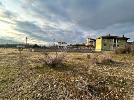 Sıla Gayrimenkulden Koyunbaba Mahallesinde 3 Kat İmarlı Villalık Arsa
