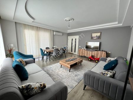 Han Emlak'tan Masrafsız Site İçi Jeneratörlü Satılık 3+1 Daire