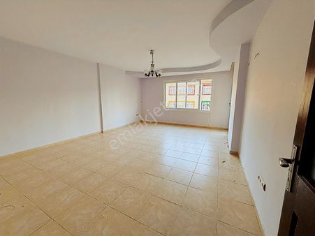 Han Emlaktan Viranşehir'de Merkezi Konumda Geniş Ferah 3+1