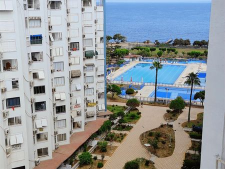 Han Emlak'tan Şoray-1'de Deniz Manzaralı Eşyalı Satılık 1+1