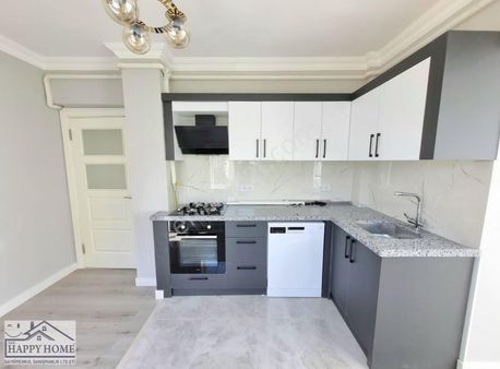 Antalya Liman Mh'de Satılık 3+1 180m2 3.kat Site İçinde Daire