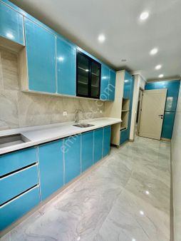 Loft'tan İnönü Halkalı Cad. Yakını Lüks,otoparklı Arakat.