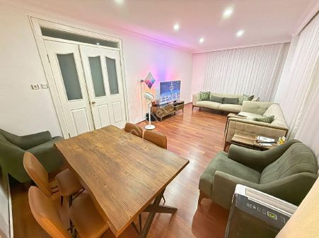 Kağıthane Ortabayırda 2+1 125 M2 Süper Lokasyonda Hisse Avantajlı Muhteşem Daire