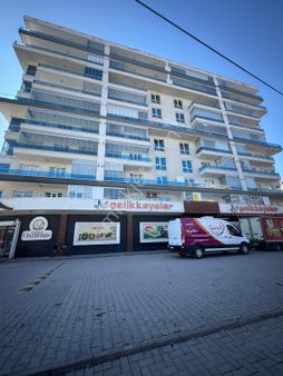 Ahmet Özcan Caddesinde Fırsat Satılık 3+1 Lüks Daire