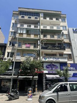 Manastır Emlak'tan İstiklal Caddesinde Kiralık Ofis..!