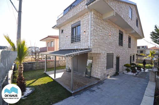Sakarya Kocaali’de Satılık 4+1 Villa Ferah Ve Geniş Bahçeli