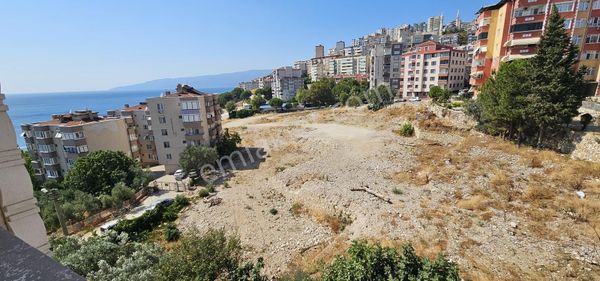 Manastır Emlak'tan Cadde Üzerinde Eşyalı Kiralık Daire..!