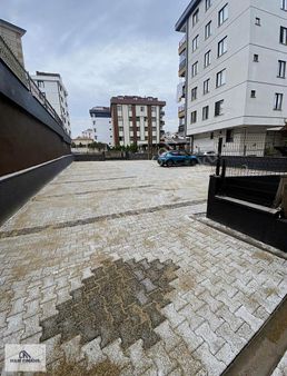 Çekmeköy Ekşioğlu Mahallesinde Satılık 3+1 Boş Lüks Daire