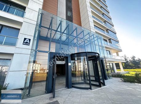 Tahsin Örslü'den Sky Towers'da Satılık 350 M2 5+2 Bahçe Dubleksi