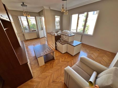 Yatırım'dan Küçükyalı'da Bağdat Cad.2dk Katta Ferah Ön Köşe 3+1