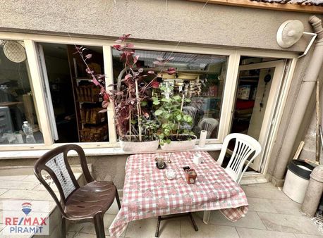 2 Katlı Cadde Üzeri Devren Kiralık Petshop