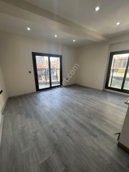 Söke İstasyon Caddesine Paralel 2+1 Daire