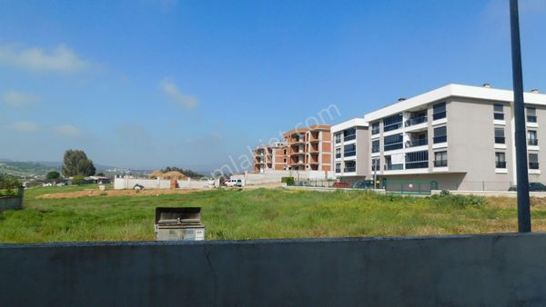 Menderes Turyap'tan Barbaros Mah. 2+1 Kiralık Köşe Daire