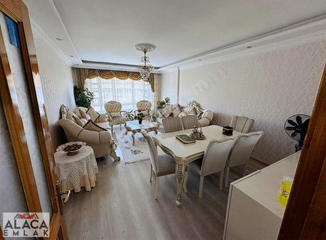 Karapürçek Mahallesi'nde Full+full Yapılı 4,5+1 Dublex Daire.