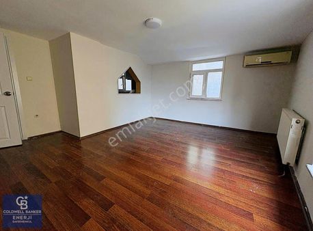 Yeni Tadilat Yapılmış Merkezi Konumda 2+1 Daire