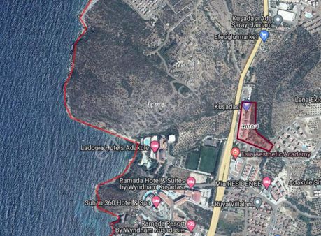 Kuşadasında Ana Yol Üstü 271 M2 Dubleks Mesken Arsa