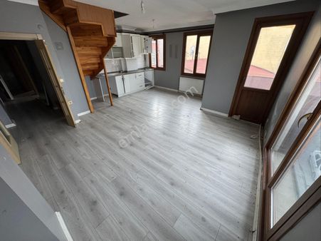 1987den Bugüne Güvenle Bulut Beta Emlaktan Satılık Üst Dublex